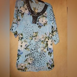 Blue printed top